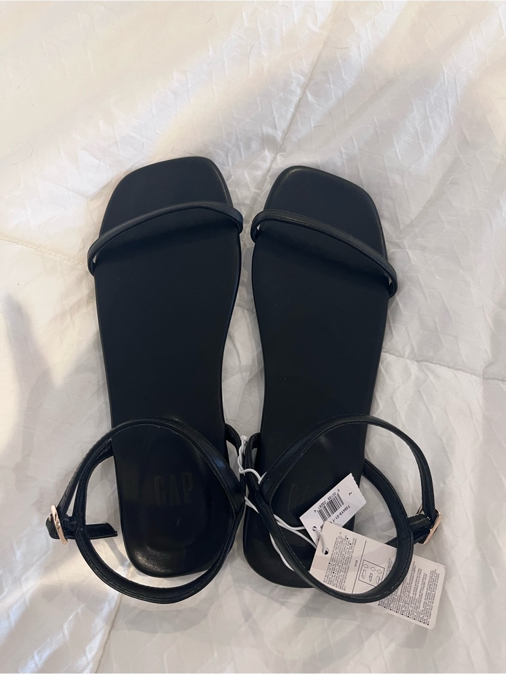 GAP Black Square-Toe Ankle-Strap Flat Sandals
